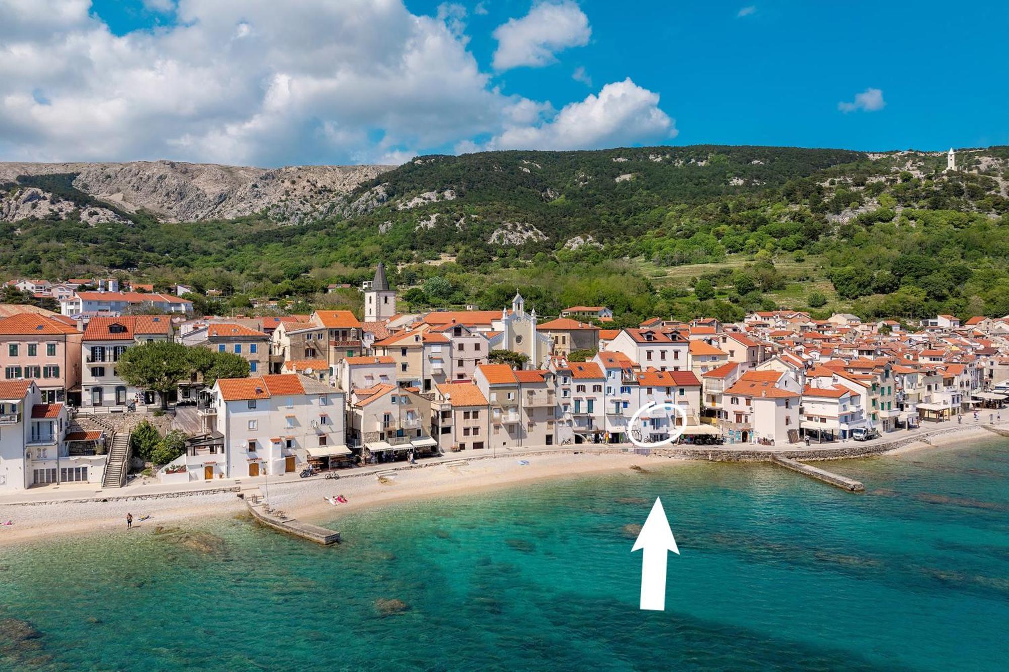 Apartment Nora By The Beach Baška Exterior foto